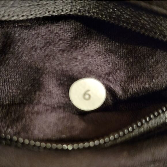 Lululemon Run For Your Life Crop Mesh Legging Size 6 - Picture 13 of 13